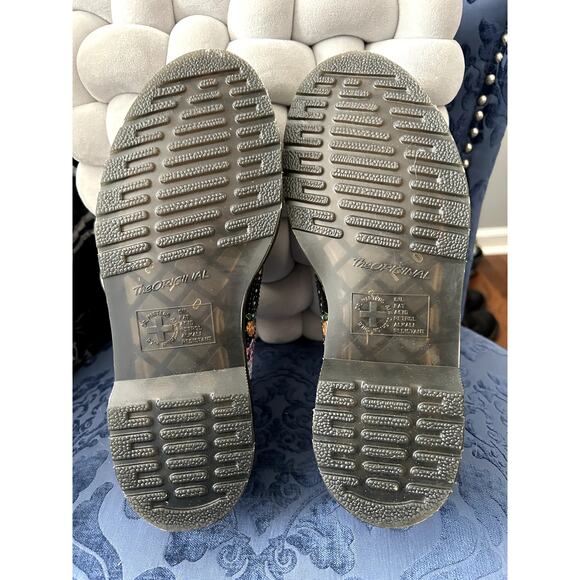 Dr Martens Black Yellow Floral Darcy Brogue Oxford Size 9/EU 41 - Picture 6 of 6